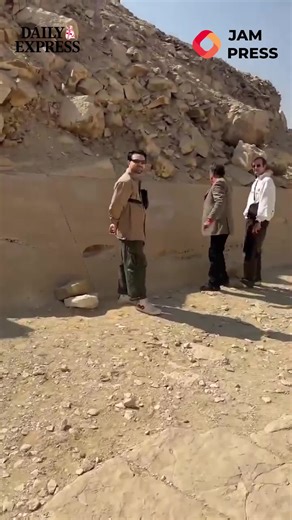 Tour Guide Arrested for Damaging Ancient Egyptian Pyramid