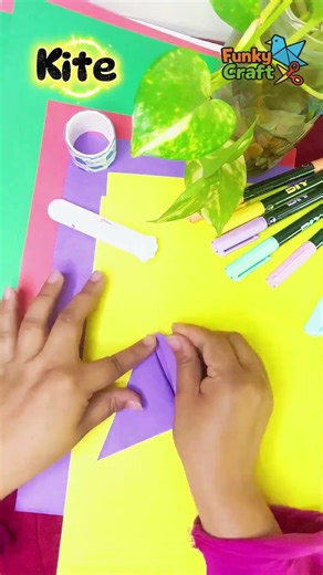 Easy Paper Kite Craft for Kids! 🪁✂️ DIY Origami Kite #Shorts