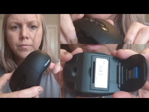 Travel mouse - wireless with bonus USB storageTECKNET Folding Wireless Mouse, 2.4G Travel Mouse Port