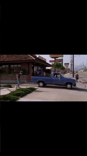 The #BTTF #BurgerKing! #1985 VS #2026! In #Burbank #backtothefuture #movielocation