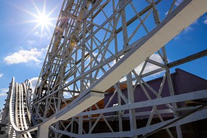 4.6K views · 143 reactions | You heard it here first. High Roller is getting painted! Check out the video below or read more about this process here: bit.ly/3vDU5Fw | Valleyfair | Facebook