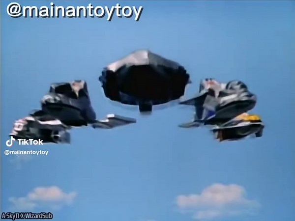 Exploring Mirai Sentai Timeranger's Time Jet Gamma