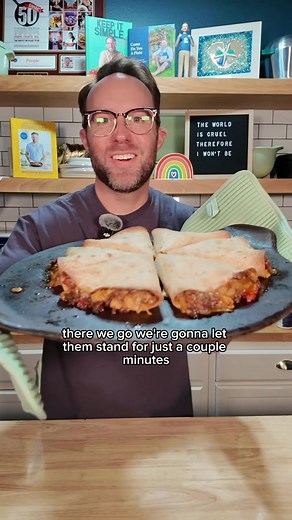Cheesy Taco Beef Pockets Recipe