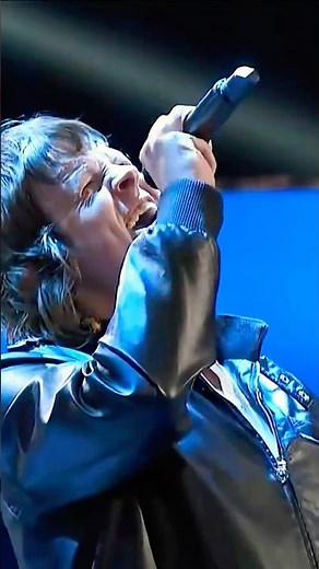 Crowd goes WILD for The Who cover…but will he get a turn?