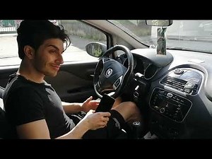 Cómo habilitar la salida auxiliar de la radio del Fiat Punto Evo.
