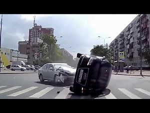 海外の事故映像😱