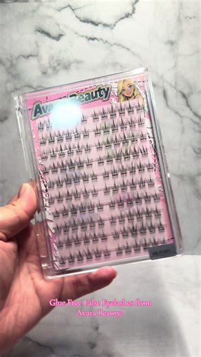 Glue Free False Eyelashes for Natural Looks