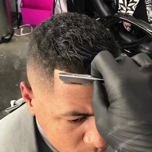 💈🔬CLEAN FADE 🔬💈 ===============•================ @elegancegloves used to prevent hair splinters , increase tool grip , prevents chemical heat repellent and improve sanitation . ---------------------------------------------------------- #peinados #peinadosvideos #teamelegance -------------------------------------------------------------------- Make your Appointment Today at www.elegancestudio.com Elegance Studio #LA #Melrosebarber #CALI #losangeles #la #labarber #calibarber #HOLLYWOODbarber #