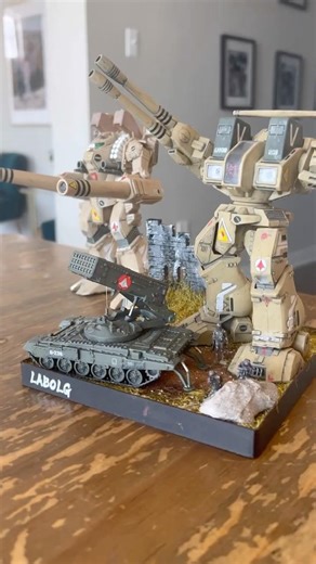 Destroid Defense - Destroid Defender alongside Destroid Tomahawk 1/72 scale Macross / Robotech kits