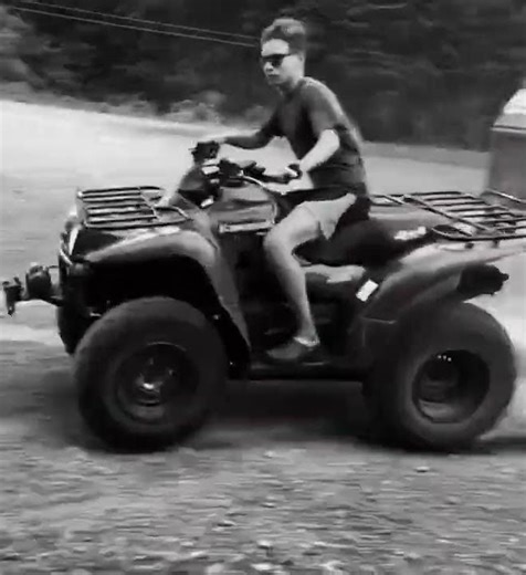 The old Kawasaki still got it 😮‍💨🏆