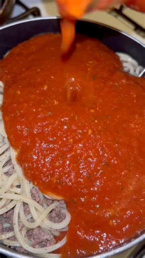 Quick and easy spaghetti recipe!! | Shay Donnice | Facebook