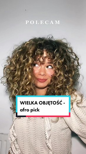 Wielka objętość włosów z afro pick!