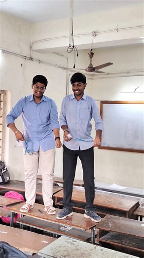 Sixer!!! 6 😂 #shorts #ytshorts #governmentpolytechnic #hyderabad #cricket #classcricket #viral