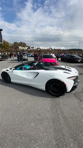 Your_Car_Your_Vision on Instagram: "McLaren interior is flawless. #carenthusiast #carshow #supercar #mclaren #carporn"