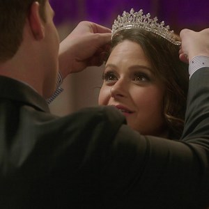 What if... Lindsay never became Quinn Perkins? #Scandal100 | Scandal