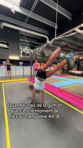 Flexe tes compétences au Trampoline 44 !