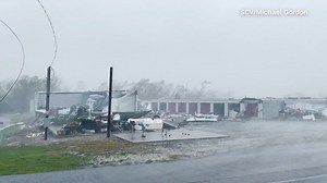 Hurricane Ida traps Louisianans, shatters the power grid