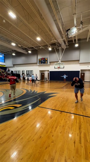 CJ Moore of Coastal MS had one job today, make 3 shots in 30 secs and the student body at the assembly would get Coach Thomas Sanders’s famous sno cones. MISSION ACCOMPLISHED‼️ Awesome job CJ 😎. | Savannah-Chatham Schools Athletics