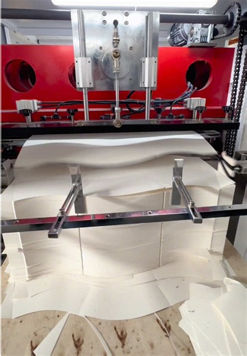 Roll feed creasing and die cutting machine #papercupmanufacturer #papercupproductionline #diecuttingmachine #diecuttingmachinefactory #papercup