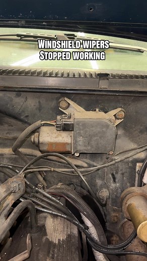 Fixing Windshield Wipers on GMC Dually