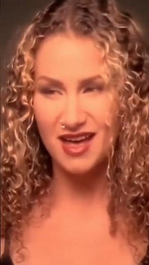 One of Us - Joan Osborne ‧ 1995 .#joanosborne #oneofus