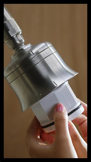 Shop the Cinq filtered showerhead and simply transform your daily shower into a revitalizing and nourishing ritual. | KOHLER