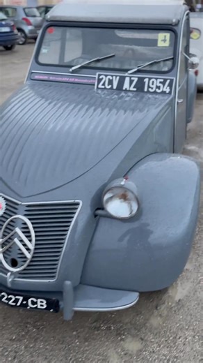Citroën 2CV AZ 1954 #france #classiccars #citroen #citroen2cv #citroën2cv #frenchcars #french #cars #fblifestyle | 2CV Classic Fans Community
