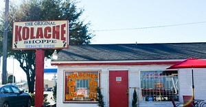 A Tuesday Morning Breakfast at The Original Kolache Shoppe