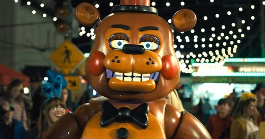 Theatre chains show off their Five Nights at Freddy's 2 popcorn buckets