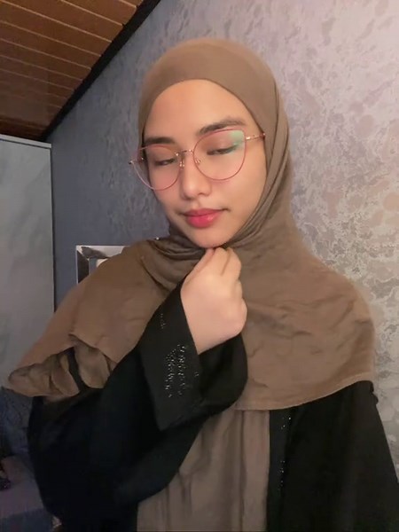 Elegan dan Nyaman dengan Kerudung Albata Hijab
