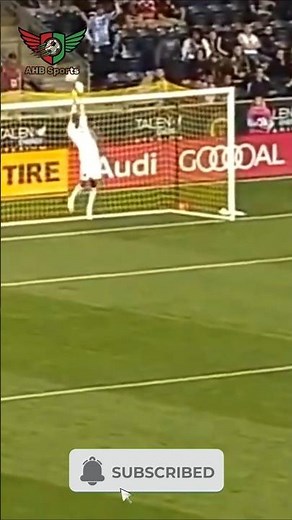 Best goals in football history #ronaldo #football #messi #soccer #neymar #footballhighlights