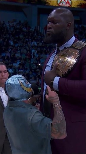 Rey Mysterio’s word is LAW 🫡