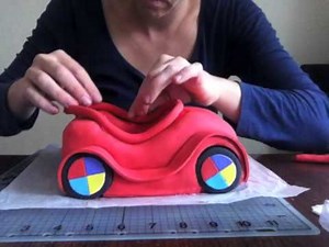 How to make a Car Cake - Part 3