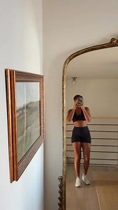 GUYS MY WORKOUTS HAVE BEEN SO MUCH BETTER SINCE GETTING NEW SNEAKERS!!! literally been wearing the same sneakers for the last five years and couldn’t tell the difference between lifting shoes & running shoes. picked up new sneakers that are perfect for both. linking in my stories 👟🤍 TODAY’S WORKOUT A) Take 8 mins to find a 1 rep max front squat. Rest 2-3 mins B) Every 3 mins x 5 12/9 Bike 9 Bar Facing Burpees R1 Max Power cleans in remaining time 105lb R2 Hang cleans R3 clean & Jerk R4 Squat c