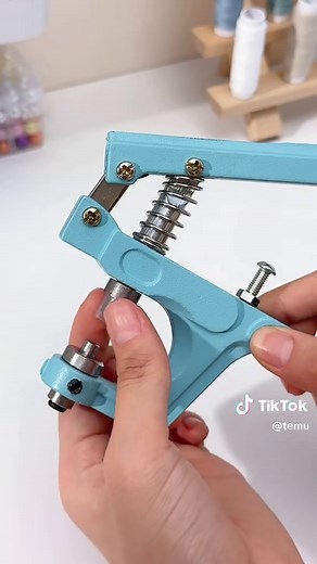 Custom Pearl Buttons and Craft Pieces Made Easy