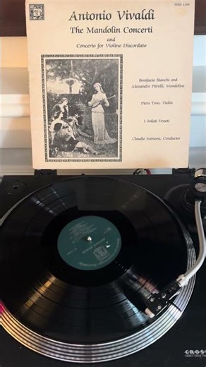 Vivaldi on VInyl - Mandolin Concerti #recordplayer #turntable #vinylcommunityintroduction