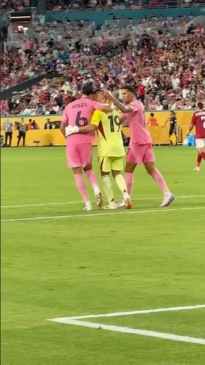 Ladies and gentlemen,Oscar Ustari😮‍💨🔥 📺 Every Game. Free. DAZN ‪@DAZNFootball‬