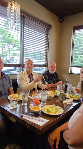 Woman Finds Lost Phone Outside Restaurant—Goes Table to Table Until She Finds the Shocked Owner!😳 | MisterStaley