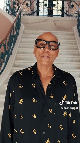 You better work @RuPaul ✨ #archdigest #rupaulsdragrace #rupaul #dragrace #opendoor #celebrityhomes #hometour
