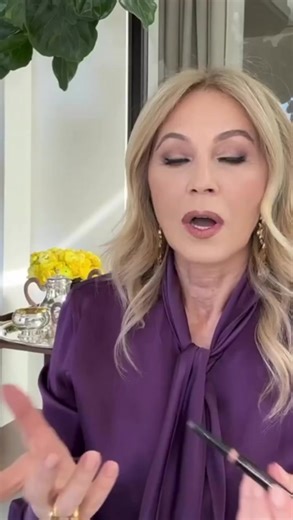 Quick Brow Routine with Anastasia Soare's Essentials