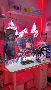 ⌨️ black keyboard for my Wriothesley-main boyfriend ❤️🖤 this is the B75 Pro Max from @yunzii_keyboard ! minimal and lowkey elegant. I love how those transparent coffee keys look extra good under desk lighting 😌☕️🧊 and ofc, I had to match it with his recent project! custom PG Strike Freedom Gundam (airbrushed) the dark finish and sharp details complement the keyboard so well 😍 🏷️ use 𝗱𝗰𝗼𝘂𝗻𝘁 𝗰ø𝗱𝗲: ELYXIRINE on yunzii dot com 💬 Notable features: ✦ 75% layout w/ Smart Screen knob ✦ ga