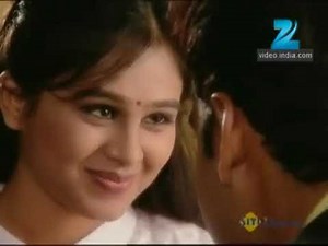 Tu Tithe Me - Ep 33 - Mrunal Dusanis, Priya Marathe - Marathi Tv Serial - Zee5 Marathi Classics