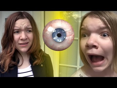 SCARY SIGHTS starring JILLIAN & ADDIE!