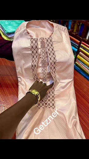 Bazin Getnzer Homme Modèle Dubai et Modèle Kalifa #soninkelesplusbelle#soninke_et_fier#soninkeyahare#teamsenegal#senegalaise_tik_tok🇸🇳pourto#westafrica#soninke_et_fier#lassanahawa#gambi#dubaitiktok#wax