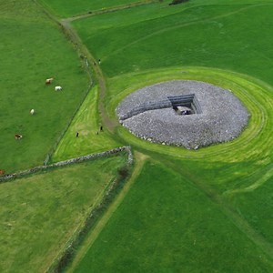 2.5K views · 82 reactions | Sligo is waiting for you! With world-famous beaches, the mighty Benbulben, and colourful towns, Sligo is a perfect escape from your work week 麟 https://bit.ly/3KolQHI #KeepDiscovering | Discover Ireland | Facebook