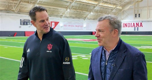 Indiana Hoosiers eye college football championship after years of struggle | 60 Minutes