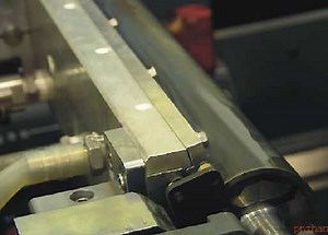 [Hot Item] Enclosed Flexo Printing Chamber Doctor Blade Sysytem