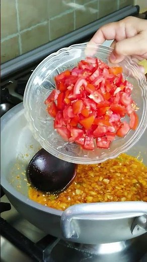 Aloo Palak Recipe | Simple & Fast By Huma Ka Kitchen.