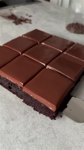 Moist Chocolate Cake!🍫 4 large eggs 250ml oil (1 cup) 250ml milk (1 cup) 100g caster sugar (1/2 cup) 75g condensed milk (1/4 cup) 120g flour (1 cup) 50g cocoa powder (1/2 cup) 1 tsp baking powder 1 tsp baking soda 1/2 tsp salt Ganache: 350g chocolate 300ml whipping cream (1 1/3 cup) 50-55min - 150°C 1. In a large bowl, add oil, milk, and condensed milk and mix well. 2. Add 4 eggs and the sugar, then whisk until the mixture is smooth and well combined. 3. Sift the flour, cocoa powder, and baking