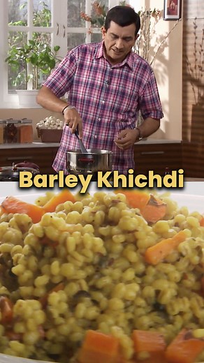 72K views · 2.1K reactions | Add a wholesome twist to your lunch with our delicious #FoodForSoul recipe: 'Barley Khichdi', and satisfy all your cravings!  #SanjeevKapoor #SanjeevKapoorKhazana #FoodForSoul #barleykhichdi #healthymeal #nutritiousdish #comfortfood #vegetarianrecipes | Sanjeev Kapoor | Facebook